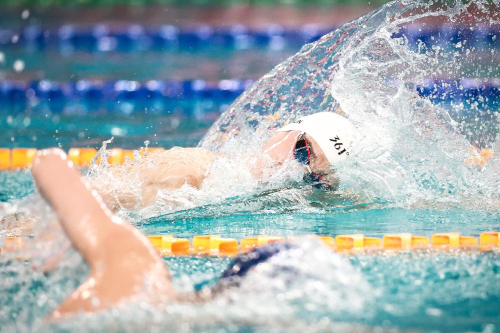 世体：克里斯滕森并没受伤，提前结束训练是计划好的