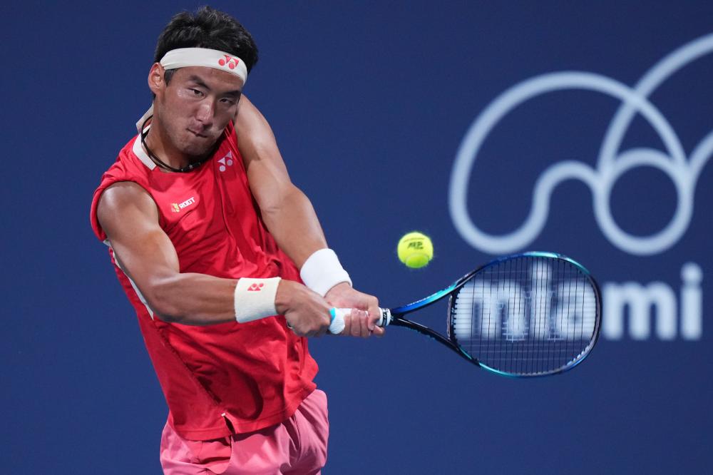 不是队服是奥运照！樊振东12月赛程海报引爆“情怀杀”