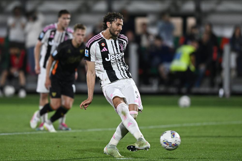 亚沙里：大约三个月后，能在一场友谊赛里首发的感觉真好