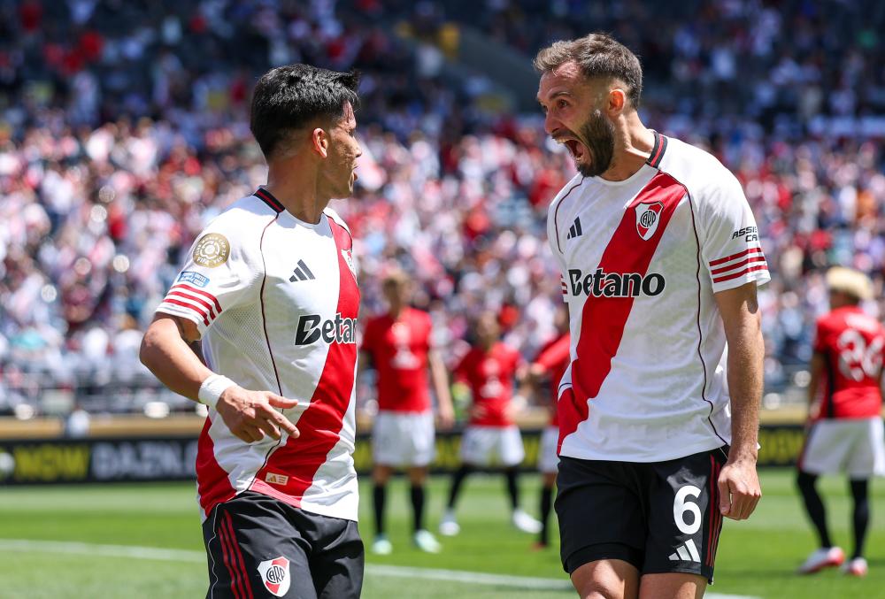 犯规如麻！青岛vs广厦三节累计36次犯规&51次罚球