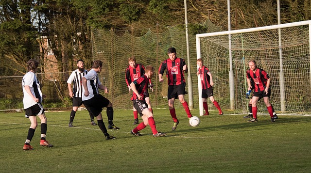 希勒等百球名宿祝贺哈兰德：仅用111场太离谱，他就是超巨